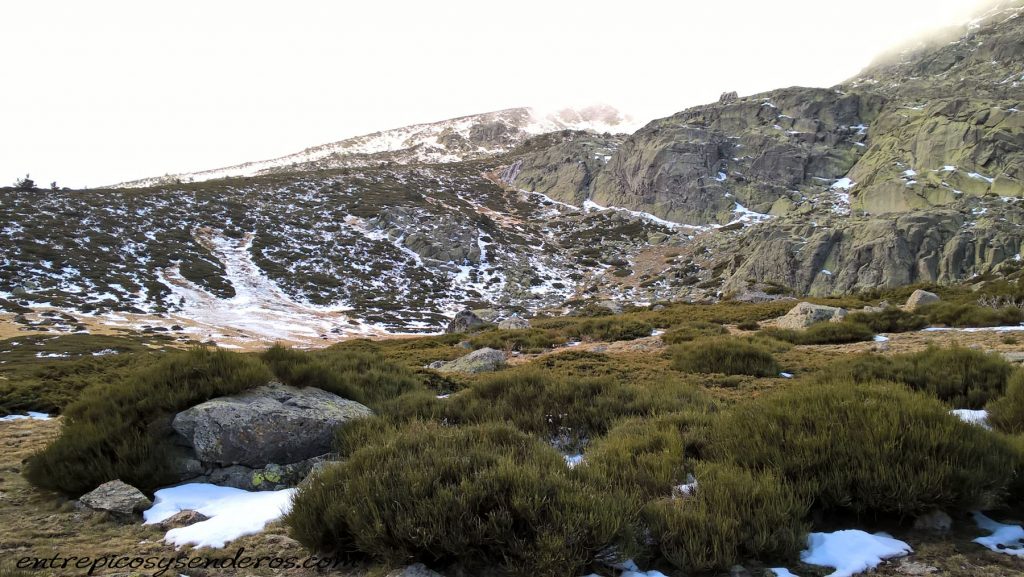 Subida a Laguna Grande